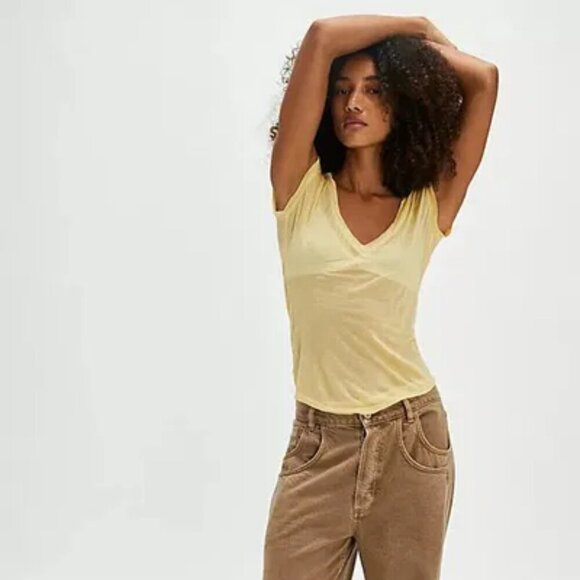 NWT Free People Intimately On Air Yellow V-Neck Tee - Picture 4 of 8